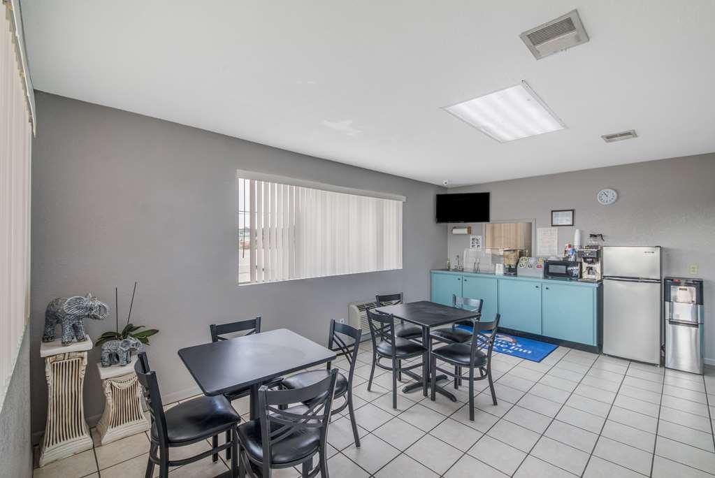 Americas Best Value Inn Giddings Esterno foto