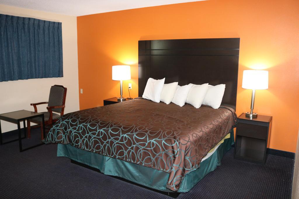 Americas Best Value Inn Giddings Esterno foto