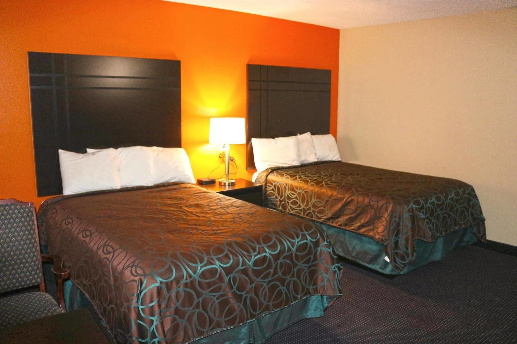 Americas Best Value Inn Giddings Esterno foto
